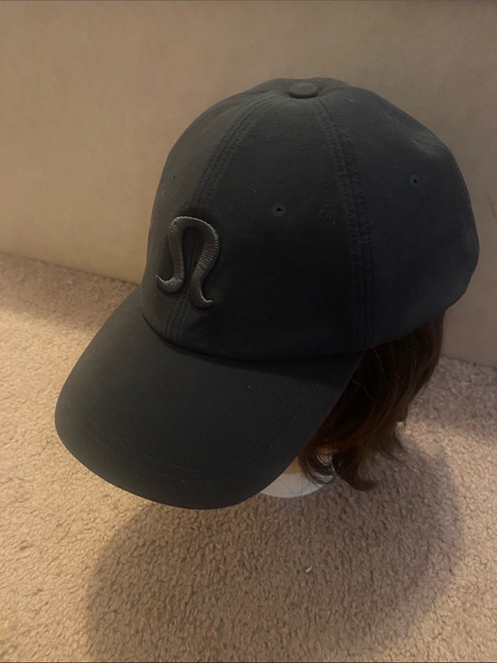 lululemon athletica Accessories - lululemon athletica Black Classic Logo Baseball Cap